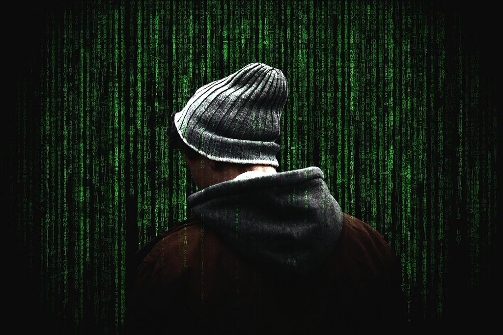 Dr. Ayşe Demir - Siber Güvenlik Uzmanı